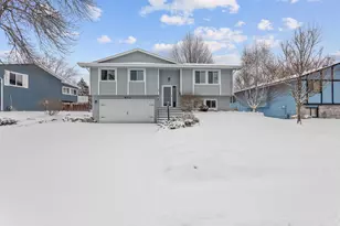 8372 Kentucky Ave N, Brooklyn Park, MN 55445 - Photo 32