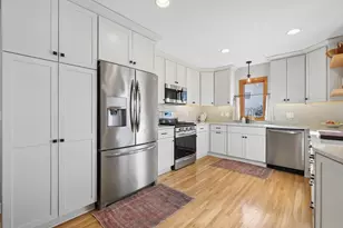 10925 London Dr, Burnsville, MN 55337 - Photo 2