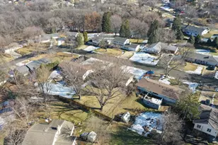 10925 London Dr, Burnsville, MN 55337 - Photo 36