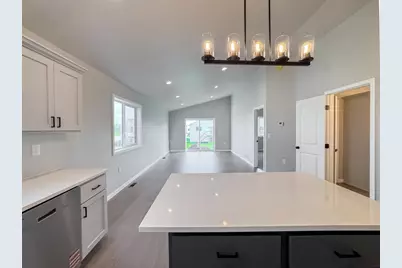 1843 19th Street N, Wahpeton,  58075 - Photo 4