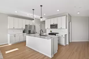 10435 Ithaca Ln N, Maple Grove, MN 55369 - Photo 2