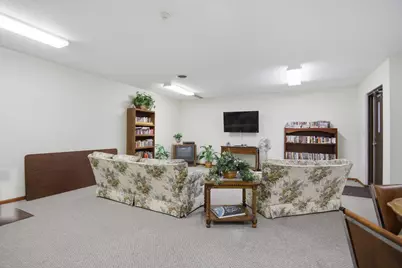 1200 18th Avenue NW #113, Austin, MN 55912 - Photo 32