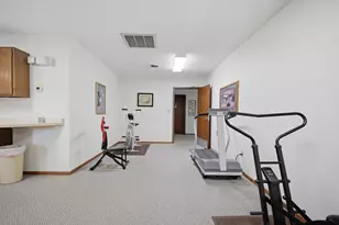 1200 18th Ave NW, Austin, MN 55912 - Photo 26