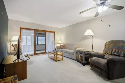 1200 18th Avenue NW #113, Austin, MN 55912 - Photo 12