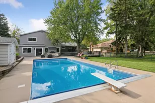 4516 Gilford Dr, Edina, MN 55435 - Photo 52