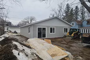 424 Erie Ave, Crosby, MN 56441 - Photo 1