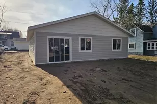 424 Erie Ave, Crosby, MN 56441 - Photo 2