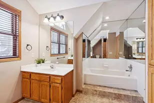 17155 Sandy Ln, Minnetonka, MN 55345 - Photo 22