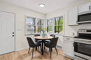 87 Juniper St, Mahtomedi, MN 55115 - Photo 8