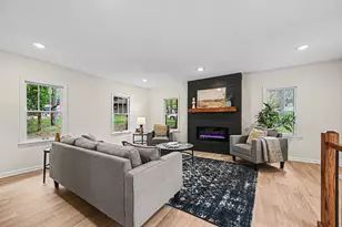 87 Juniper St, Mahtomedi, MN 55115 - Photo 1