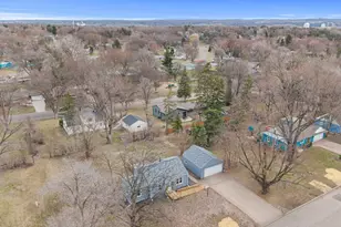 10325 Grand Ave S, Bloomington, MN 55420 - Photo 4