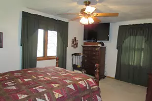 403 W Amber Lake Dr, Fairmont, MN 56031 - Photo 10