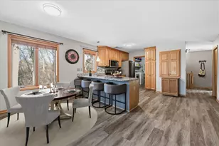 15162 Cates Lake Dr, Prior Lake, MN 55372 - Photo 4