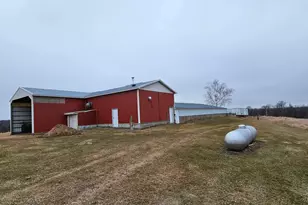 8492 Glory Rd, Yucatan Twp, MN 55943 - Photo 14