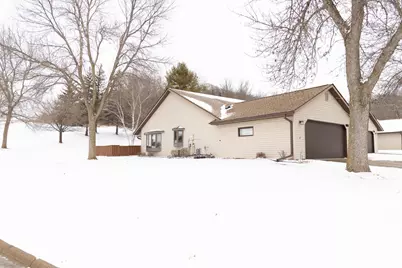 1782 Cobblestone Court, Red Wing, MN 55066 - Photo 4