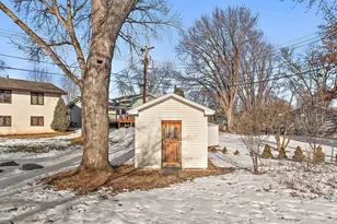 3511 Maplewood Dr, Saint Anthony, MN 55418 - Photo 44