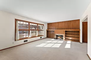 3511 Maplewood Dr, Saint Anthony, MN 55418 - Photo 10