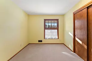 3511 Maplewood Dr, Saint Anthony, MN 55418 - Photo 30