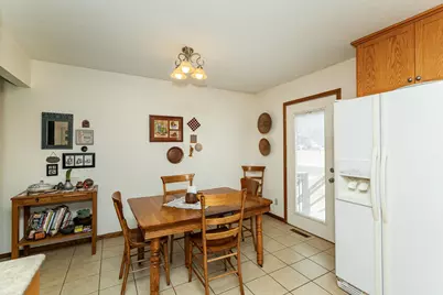 507 Meadow Lark Lane, Dodge Center, MN 55927 - Photo 12