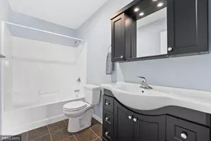 3235 W Ridge Dr, Eau Claire, WI 54703 - Photo 18