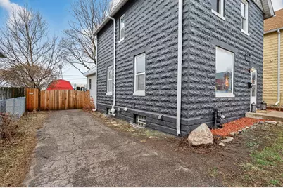 925 Western Avenue N, Saint Paul, MN 55117 - Photo 28