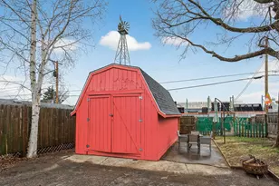 925 Western Ave N, Saint Paul, MN 55117 - Photo 32