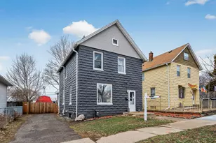 925 Western Ave N, Saint Paul, MN 55117 - Photo 2