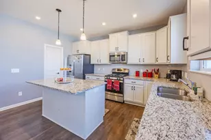 11129 Polk Street NE, Blaine, MN 55434 - Photo 12