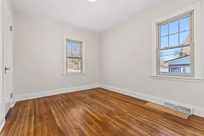 2639 Logan Avenue N, Minneapolis, MN 55411 - Photo 12