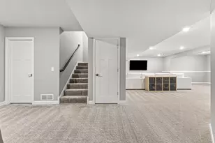 20355 Gateway Dr, Lakeville, MN 55044 - Photo 28