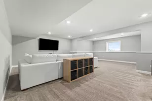 20355 Gateway Dr, Lakeville, MN 55044 - Photo 30