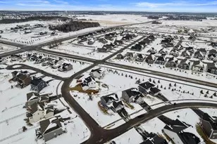 20355 Gateway Dr, Lakeville, MN 55044 - Photo 44