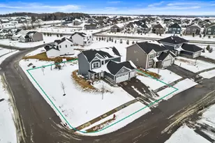 20355 Gateway Dr, Lakeville, MN 55044 - Photo 46