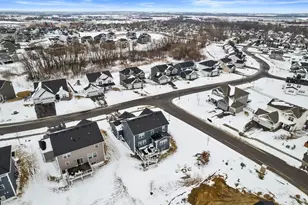 20355 Gateway Dr, Lakeville, MN 55044 - Photo 42