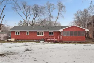 2034 Pleasant View Dr, New Brighton, MN 55112 - Photo 28