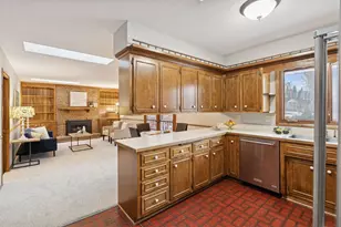 2034 Pleasant View Dr, New Brighton, MN 55112 - Photo 8