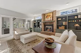 10299 Bucks Way, Eden Prairie, MN 55347 - Photo 8