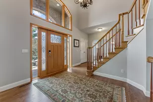 10299 Bucks Way, Eden Prairie, MN 55347 - Photo 4