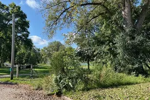 4380 Brookside Ct, Edina, MN 55436 - Photo 40