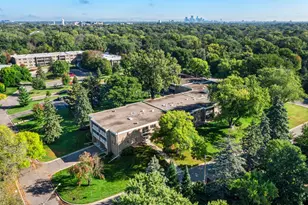 4380 Brookside Ct, Edina, MN 55436 - Photo 66