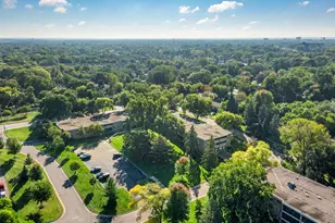 4380 Brookside Ct, Edina, MN 55436 - Photo 64