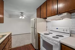 4380 Brookside Ct, Edina, MN 55436 - Photo 18