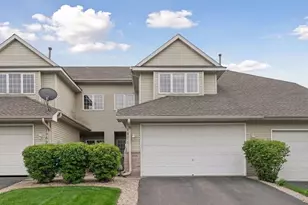 1971 Andrew Ct, Chanhassen, MN 55317 - Photo 2