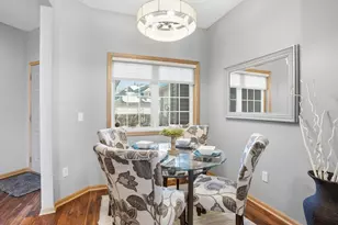 1971 Andrew Ct, Chanhassen, MN 55317 - Photo 12