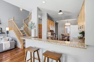 1971 Andrew Ct, Chanhassen, MN 55317 - Photo 16