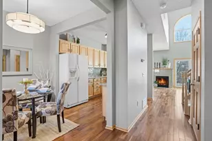 1971 Andrew Ct, Chanhassen, MN 55317 - Photo 8