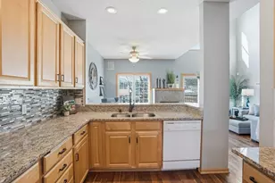 1971 Andrew Ct, Chanhassen, MN 55317 - Photo 20