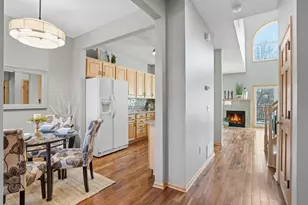 1971 Andrew Ct, Chanhassen, MN 55317 - Photo 10