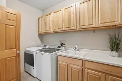 1971 Andrew Court, Chanhassen, MN 55317 - Photo 22