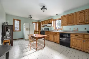 420 Wisconsin Ave, Amery, WI 54001 - Photo 6